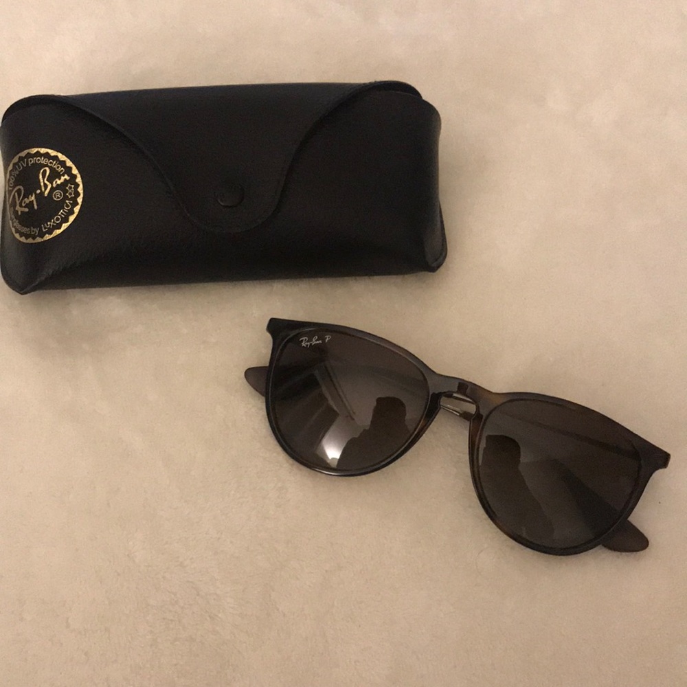Ray ban sunglasses- polarized!